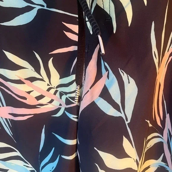 New Volcom Mod-Tech - Picture 2 of 7